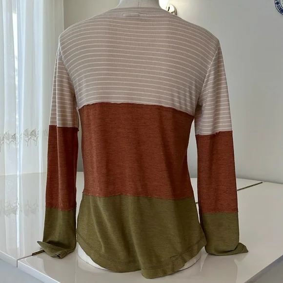 Hem & Thread 1/4 button top size small - Picture 6 of 6